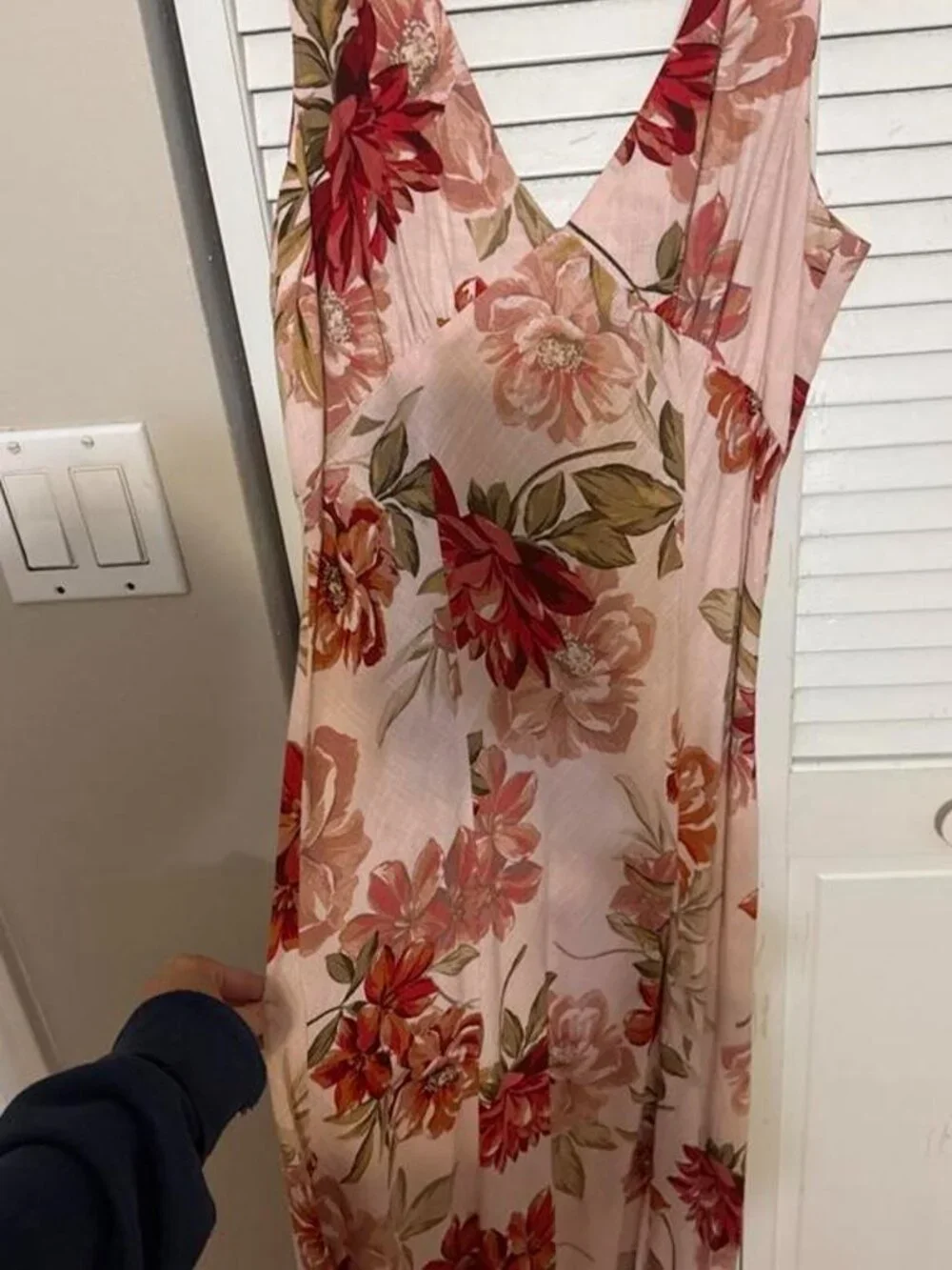 Light Pink Burgundy Floral Print V-Neck Maxi Dress Size M